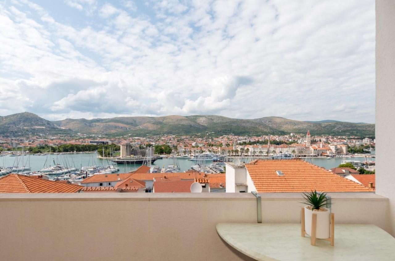 The Best Old Town View Apartment, 5 Min Walk, Parking Трогир Экстерьер фото